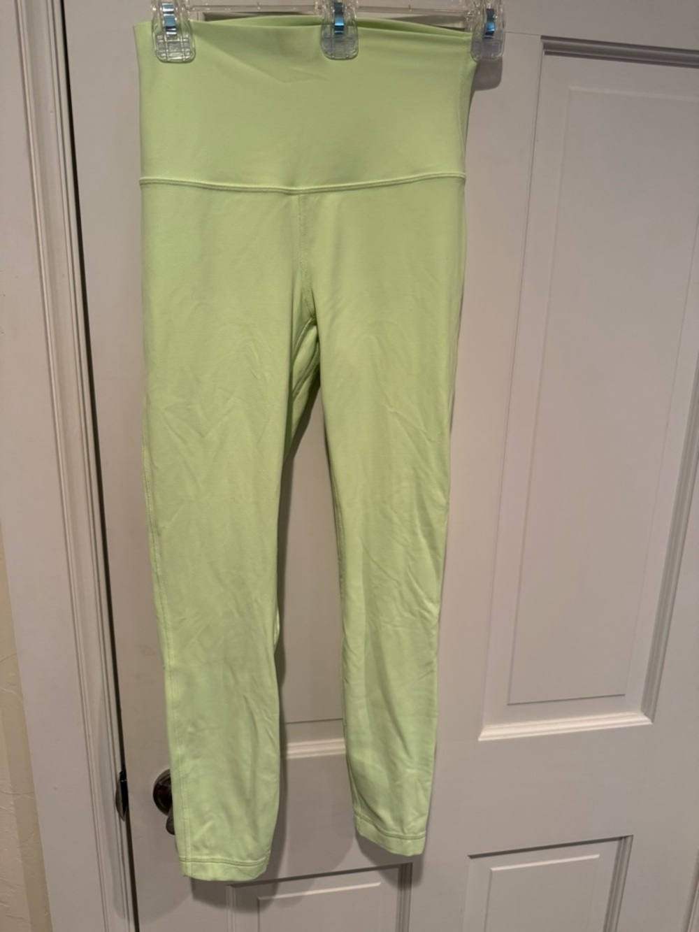 Lululemon Women’s High-Waist Lime Green/Yellow Leggings Size 4 25”